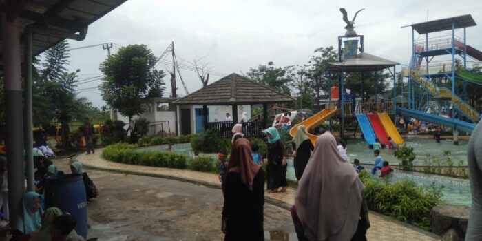Mantap Nih,Wisata Water Boom GREEN SUKAMANAH ,Sekaligus Manasik Haji Se - Kecamatan Pacet.