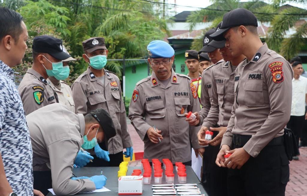 Polres Aceh Barat, lakukan tes urine secara Acak dan Dadakan