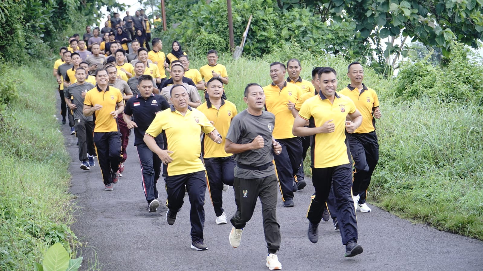 Polres Banjar Gelar Olahraga Sinergitas TNI-Polri, Forkopimda, dan Penyelenggara Pemilu Wujudkan Pemilu Sejuk dan Damai