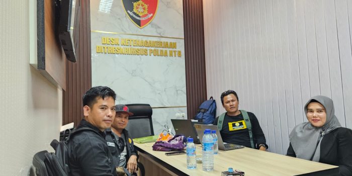 Kasta NTB DPD CV Timur hari ini kembali mendatangi Direktorat Kriminal Khusus Polda NTB. 