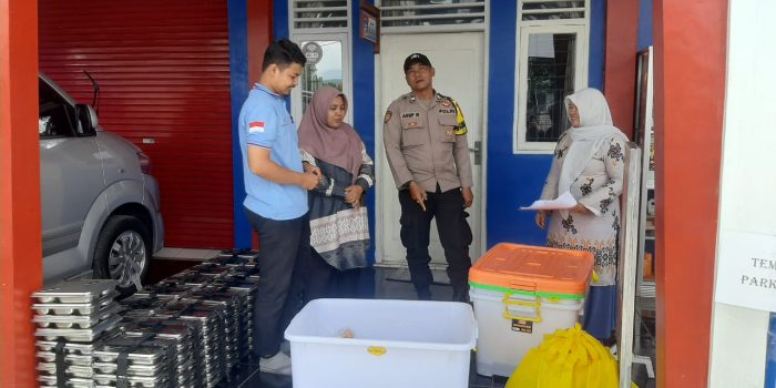 Polsek Cikoneng Perkuat Sinergitas dengan Dunia Pendidikan, Bhabinkamtibmas Sambangi SMK Karnas Sindangkasih untuk Tingkatkan Kesadaran Kamtibmas
