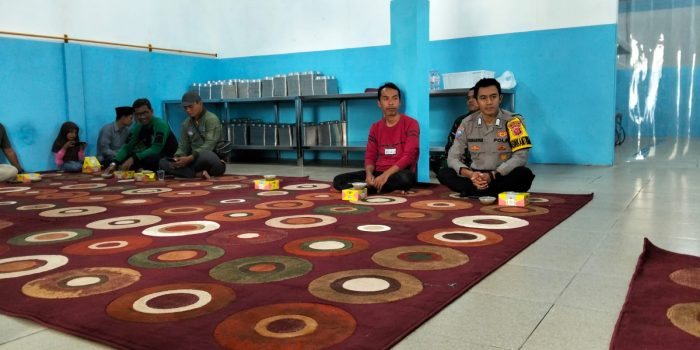 Polsek Cikoneng Hadiri Penandatanganan MOU SPPG Dapur Cikoneng Gegempalan, Dukung Program Makan Bergizi Gratis untuk Ribuan Penerima Manfaat