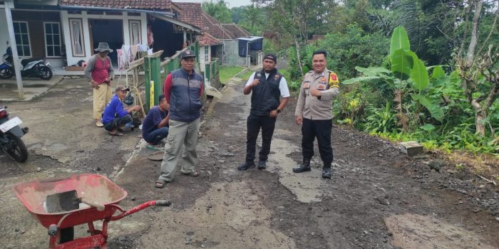 Cipkon Jaga Kamtibmas, Polsek Cikoneng Intensifkan Koorkom ke Warga Desa Sindangsari

