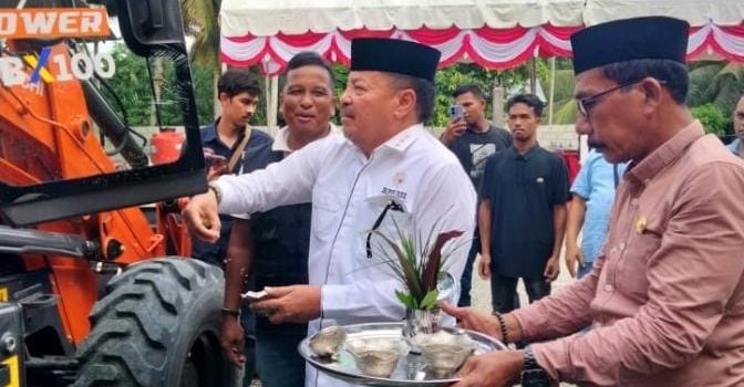 Bupati TRK Resmikan Gudang Alat Berat CV.Pribumi Gemilang
