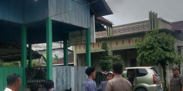 Satpol PP dan WH Nagan Raya kembali temukan siswa berkeliaran saat jam belajar.
